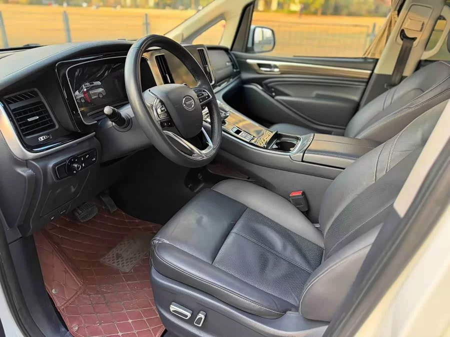 GAC Trumpchi M8