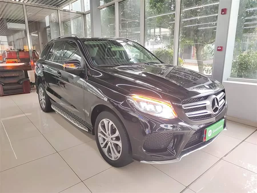 Mercedes Benz GLE (Imported)