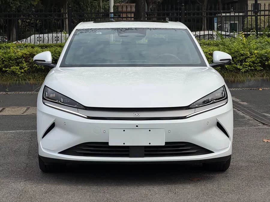 BYD Qin L
