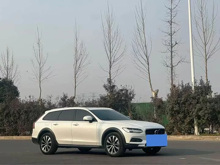 Volvo V90