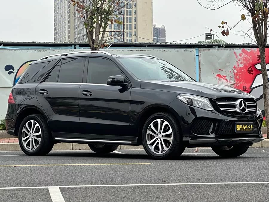 Mercedes Benz GLE (Imported)