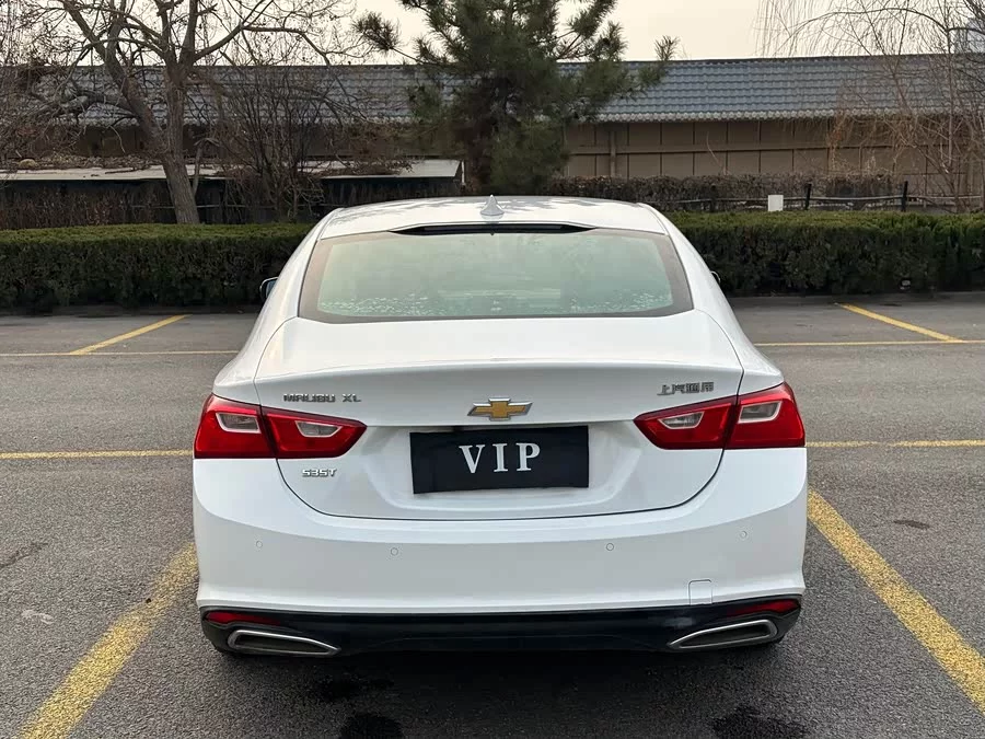 Chevrolet Malibu XL