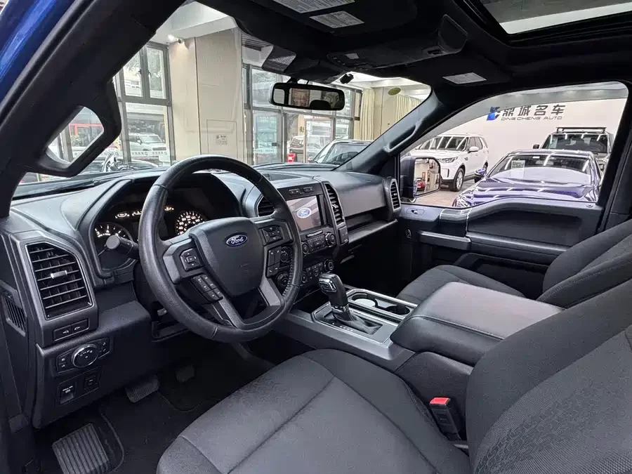 Ford F-150 Raptor
