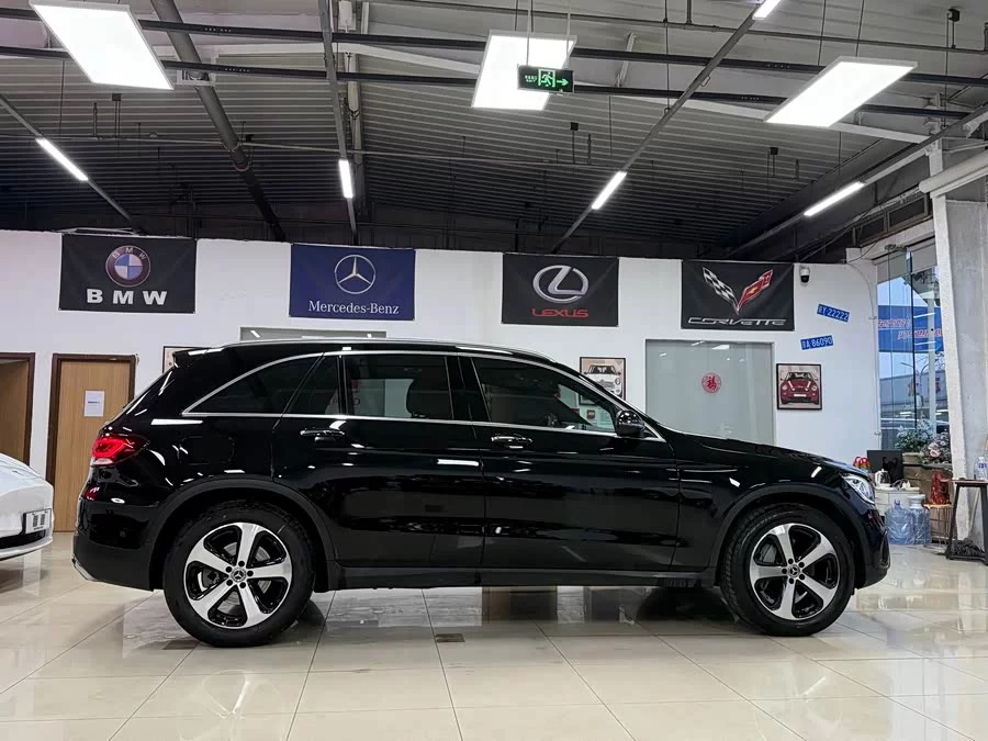 Mercedes Benz GLC