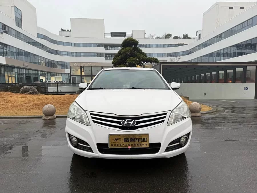 Hyundai Elantra / Celesta