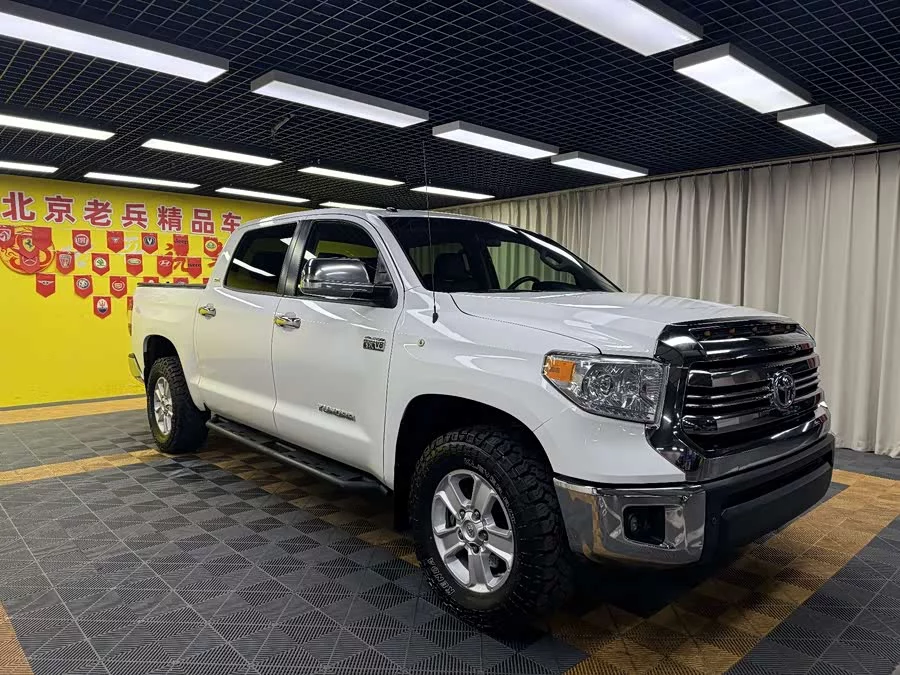 Toyota Tundra