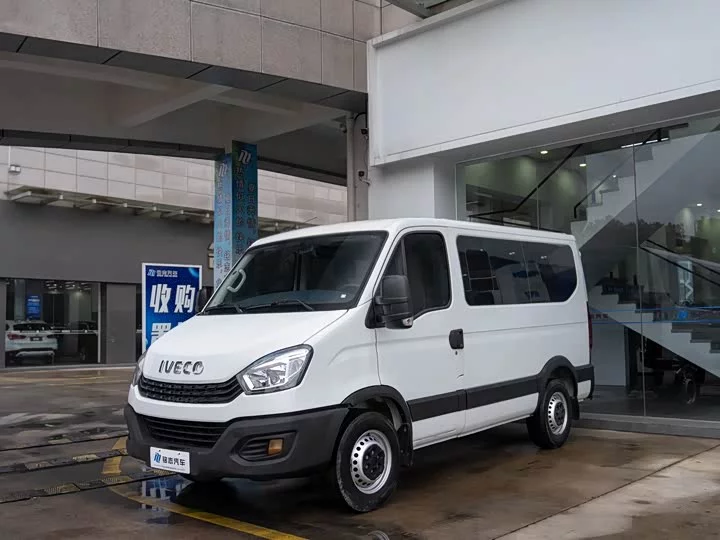 Iveco Wolfson