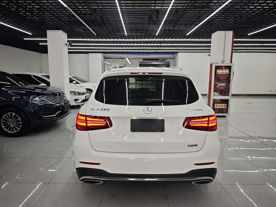 Mercedes Benz GLC