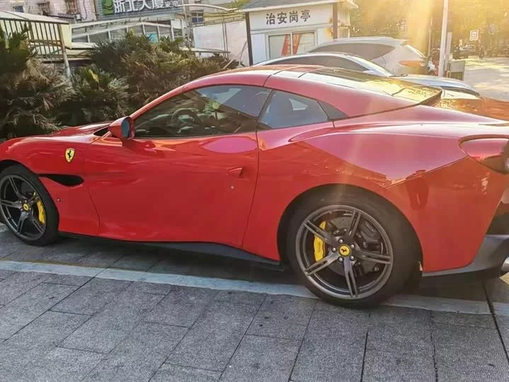 ferrari Portofino