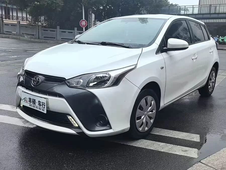 Toyota YARiS L