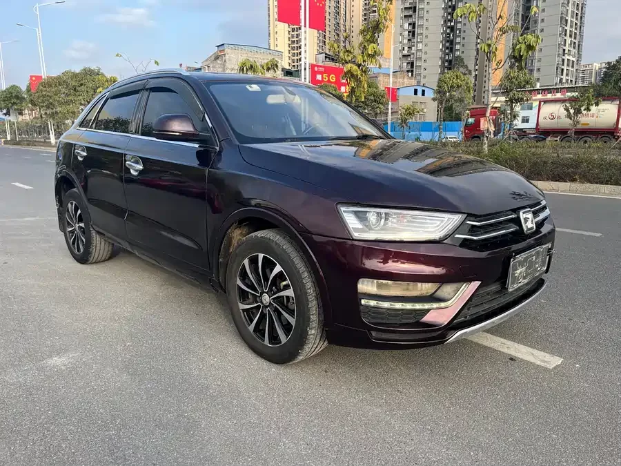 Zotye SR7