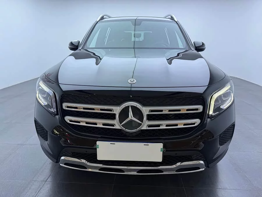 Mercedes Benz GLB