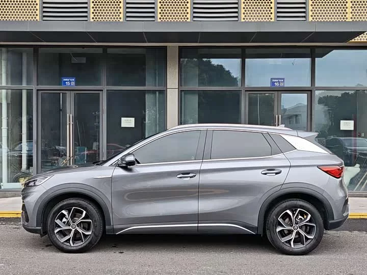 BYD Yuan PLUS