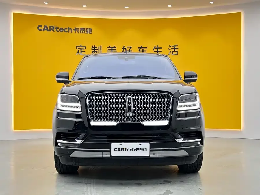Lincoln Navigator