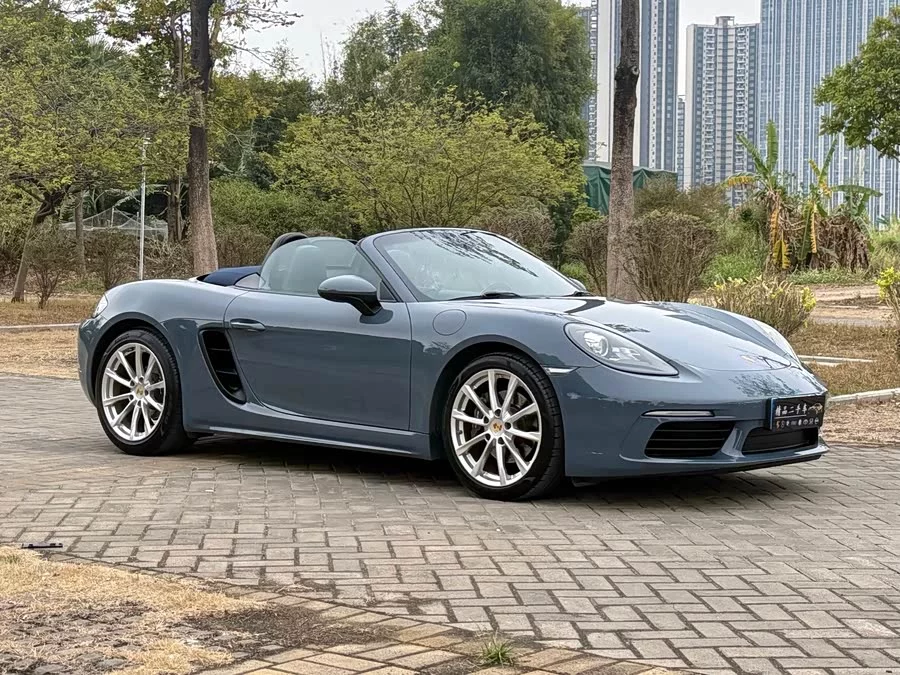 Porsche 718