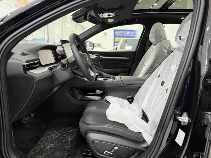 Geely Xing Rui