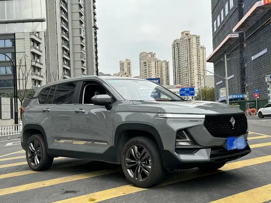 Baojun RS-5