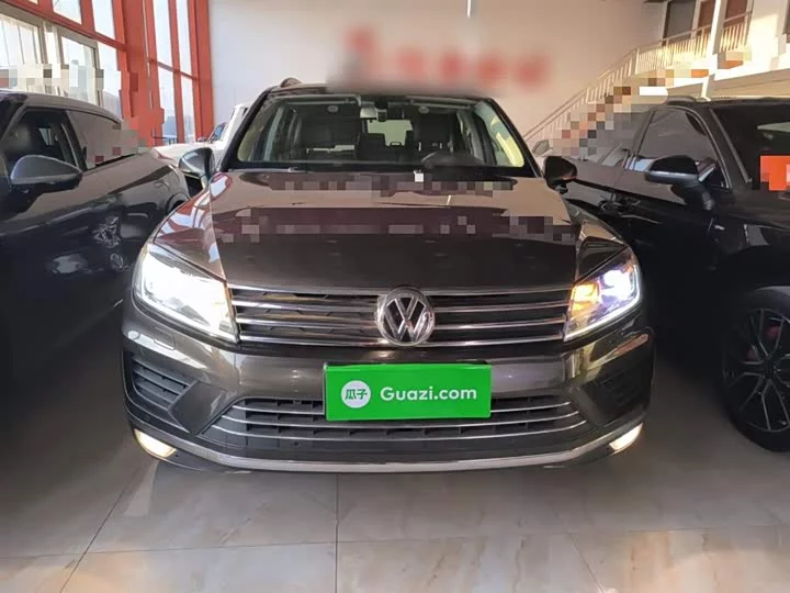 Volkswagen Touareg