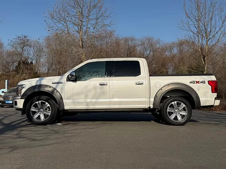 Ford F-150 Raptor