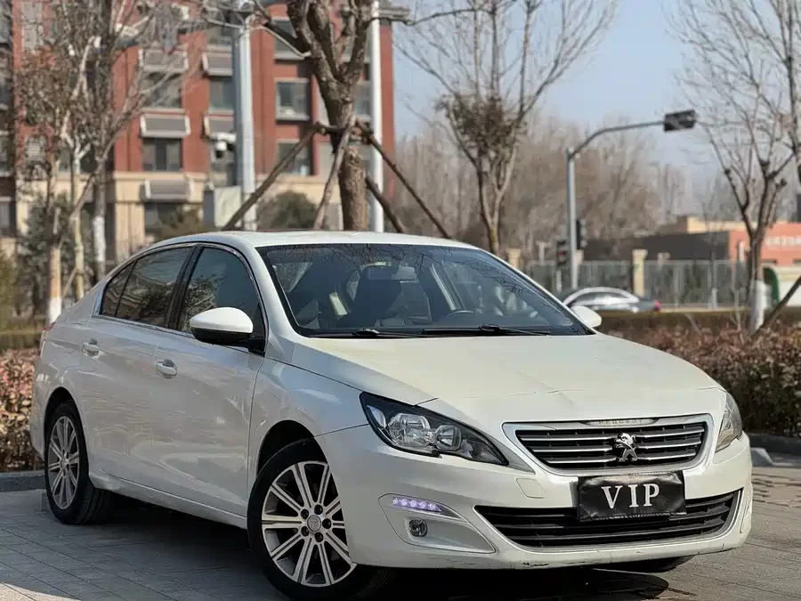 Peugeot 408