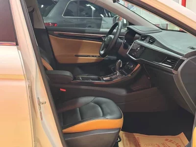 Geely Emgrand GL