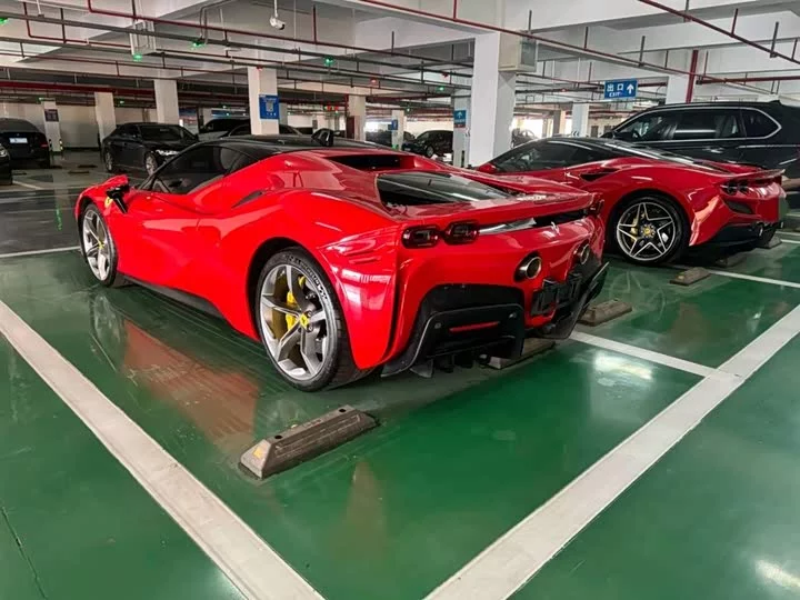 ferrari SF90