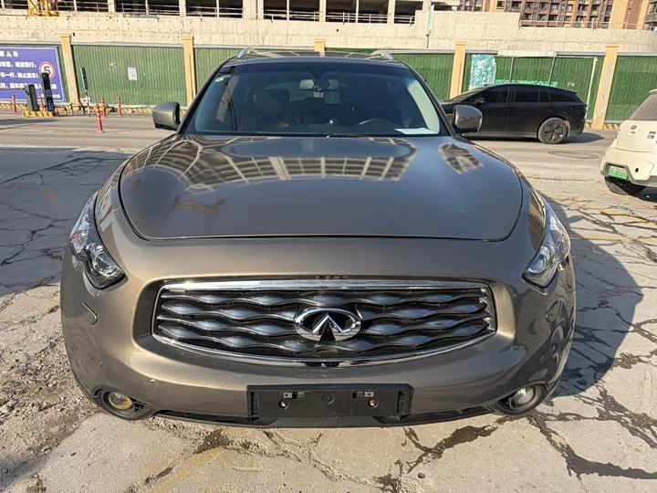 Infiniti FX