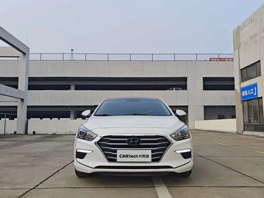 Hyundai Mistra