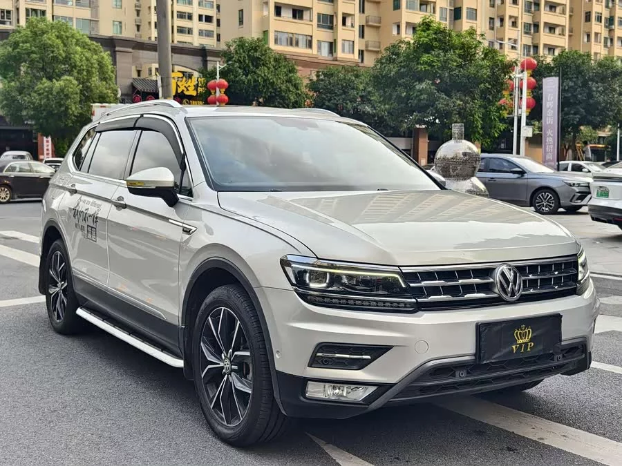 Volkswagen Tiguan L