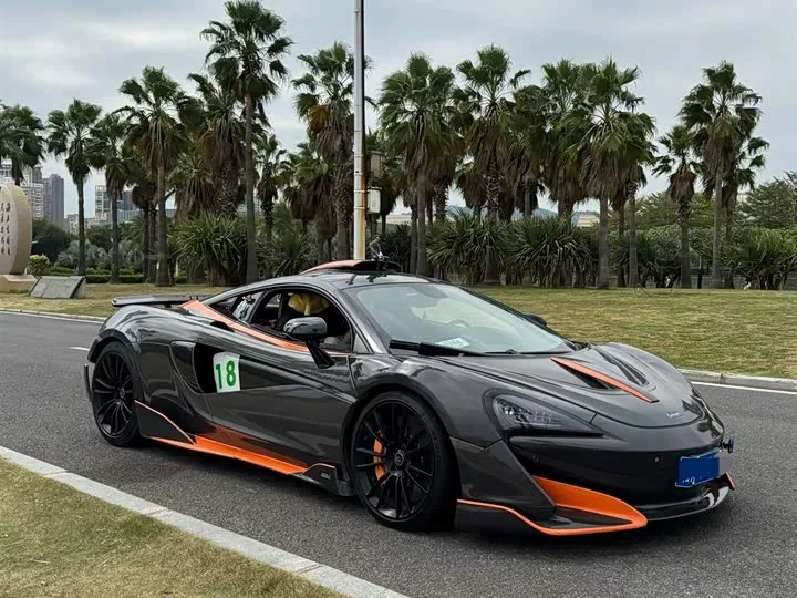 McLaren 570