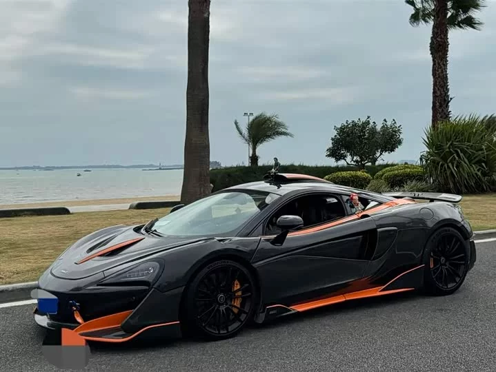 McLaren 570