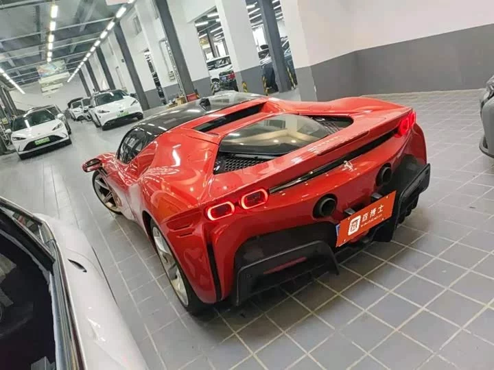 ferrari SF90