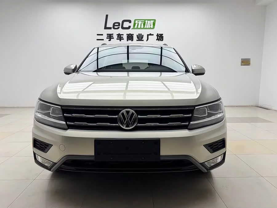 Volkswagen Tiguan L