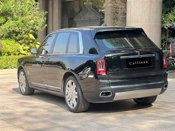 Rolls Royce Cullinan