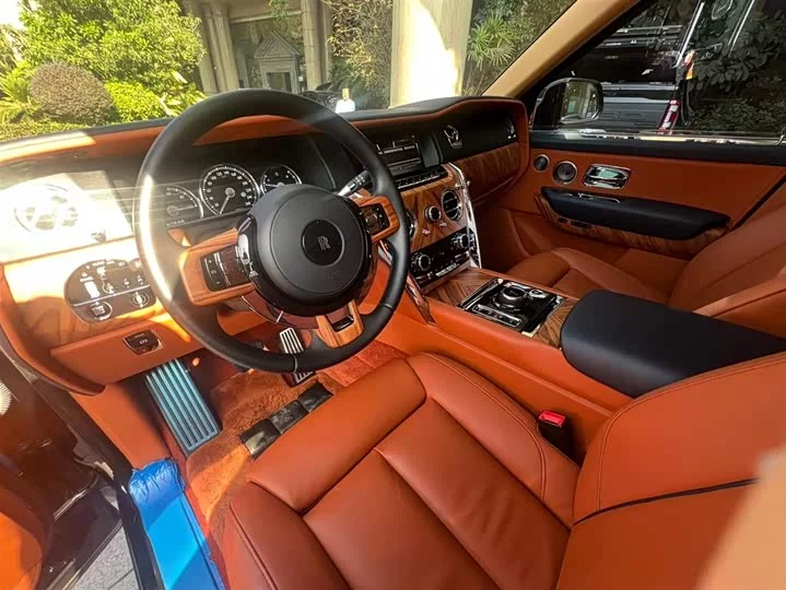 Rolls Royce Cullinan