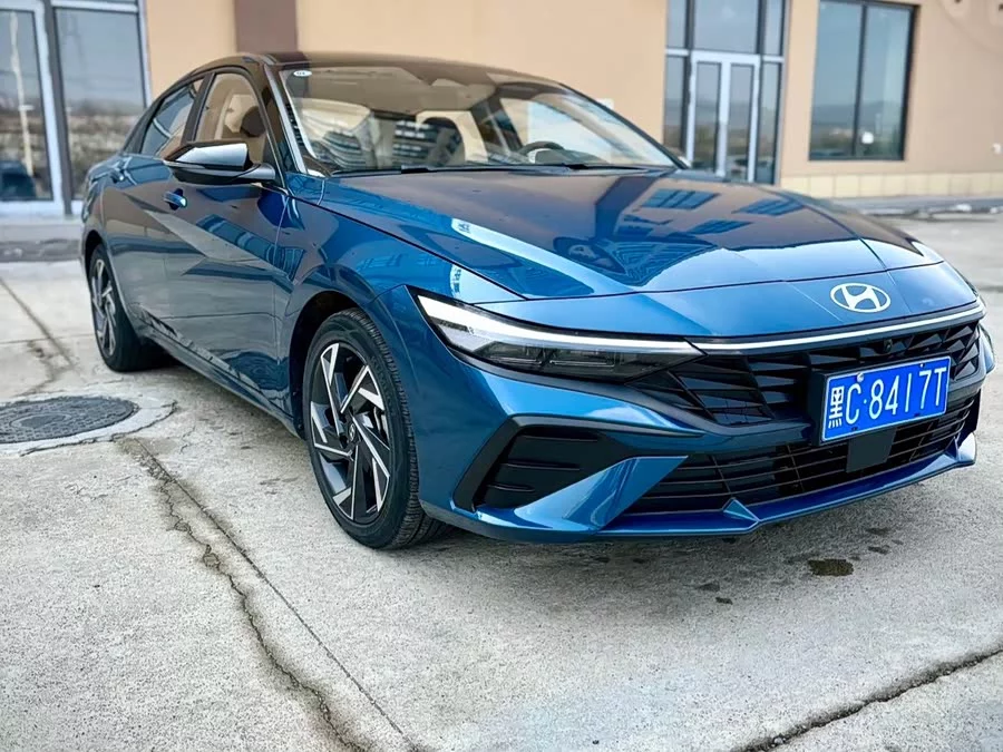 Hyundai Elantra