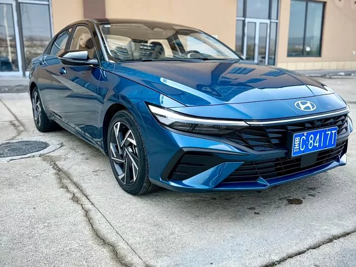 Hyundai Elantra