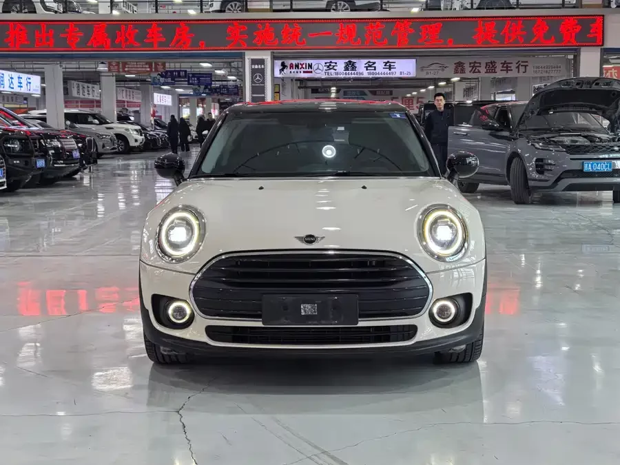 MINI CLUBMAN