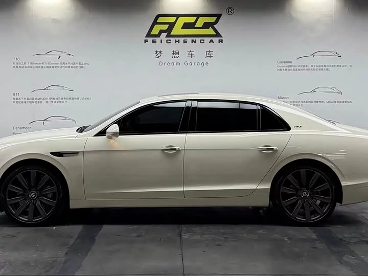 Bentley galloping