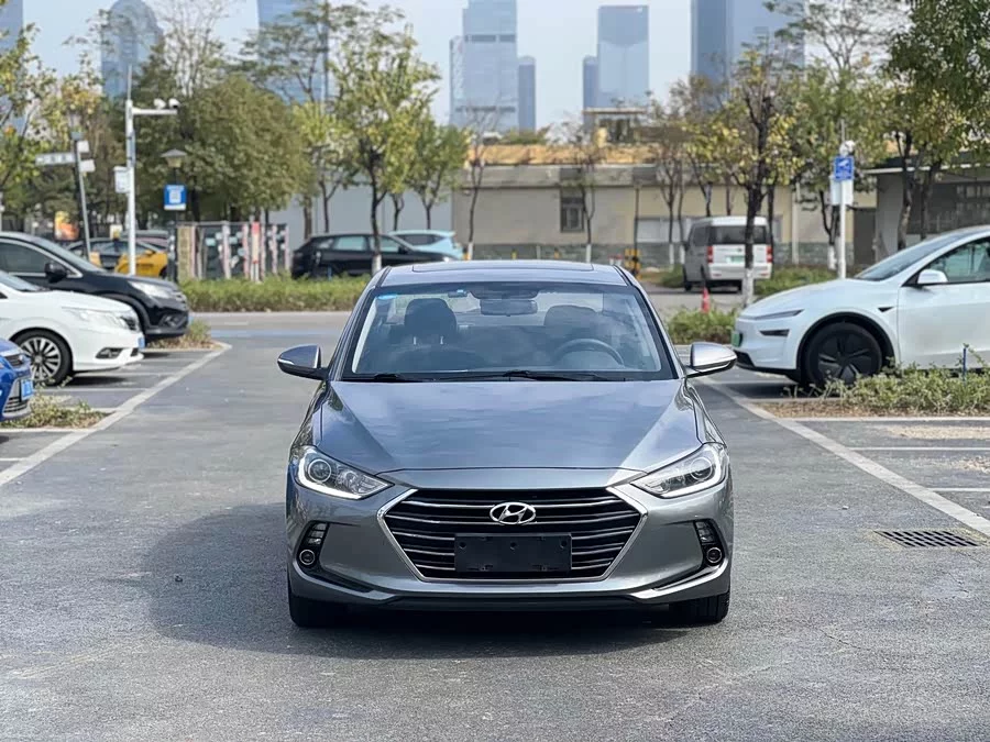 Hyundai elantra
