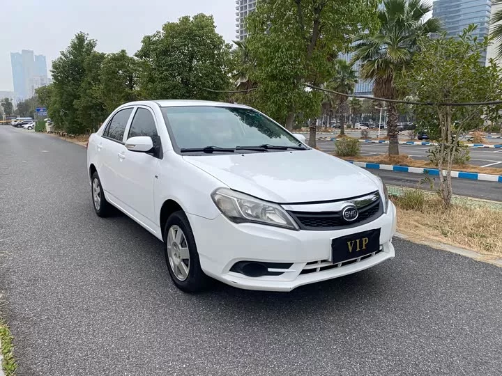 BYD F3