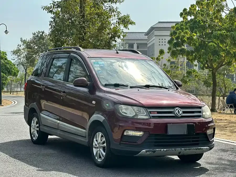 Dongfeng Fengguang 370