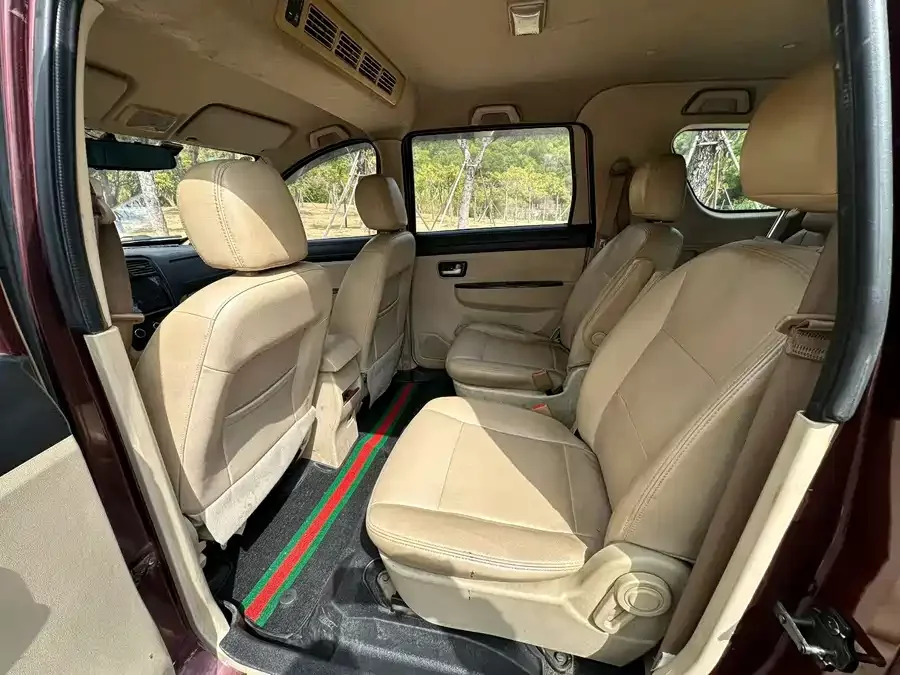Dongfeng Fengguang 370