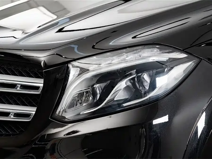 Mercedes Benz GLS