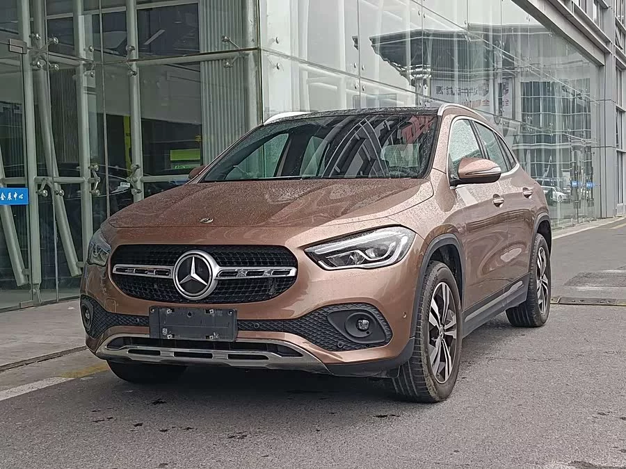 Mercedes Benz GLA