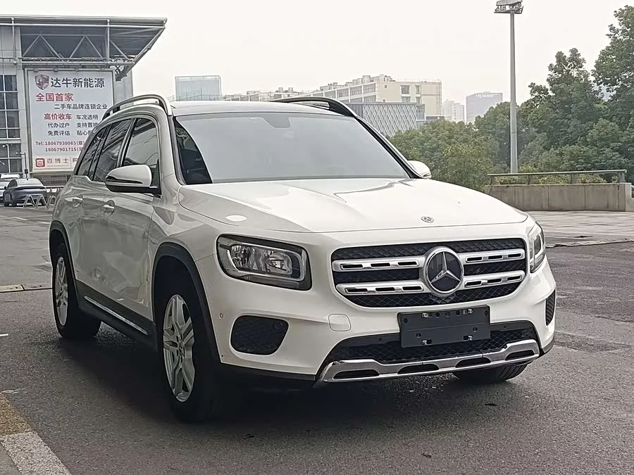 Mercedes Benz GLB