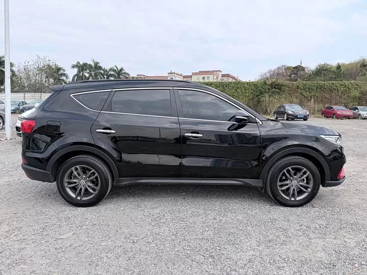 Dongfeng Fengon 580