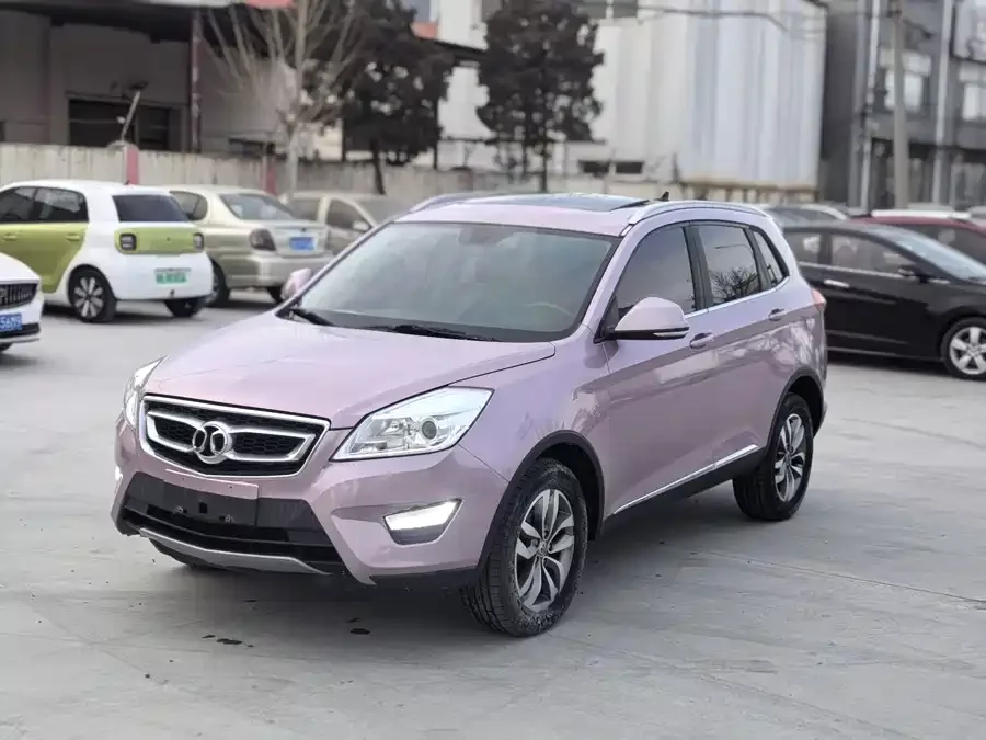 BAIC Saab X65