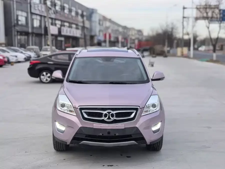 BAIC Saab X65