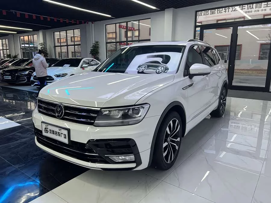 Volkswagen Tiguan L